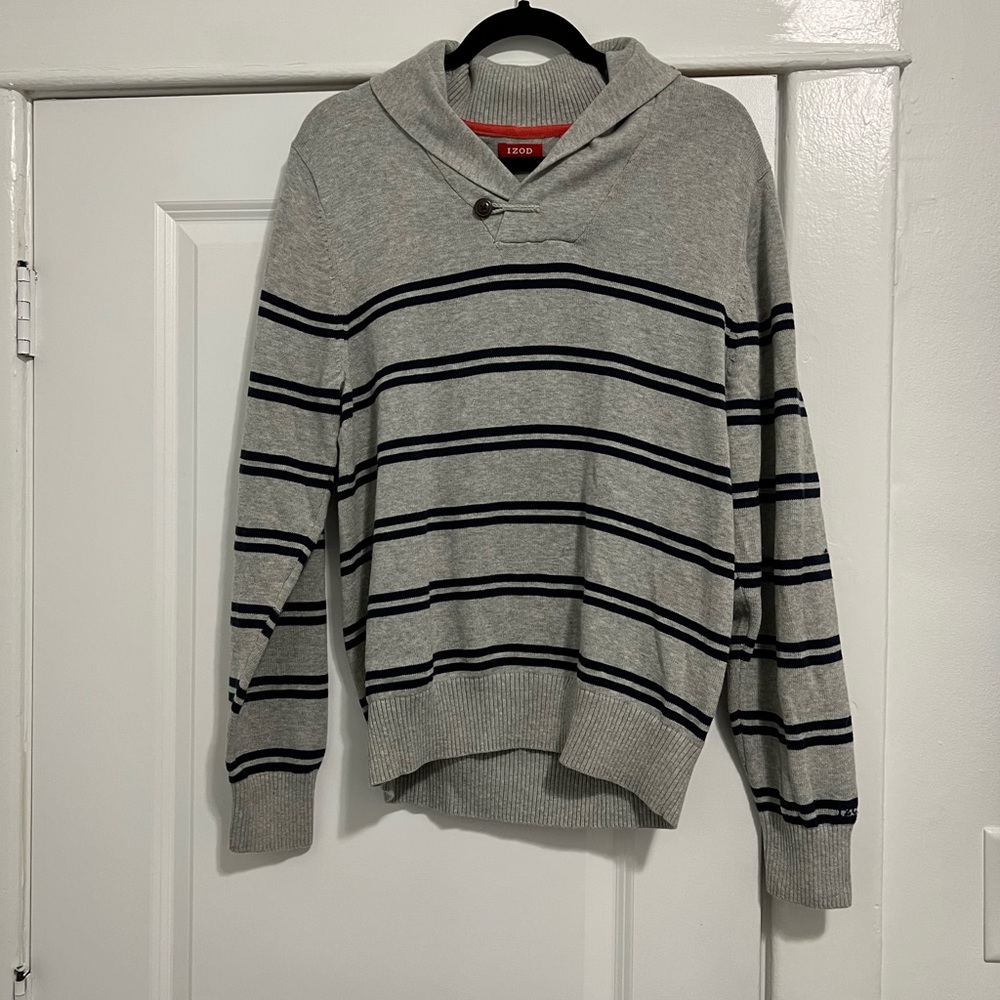 Izod men’s sweater
